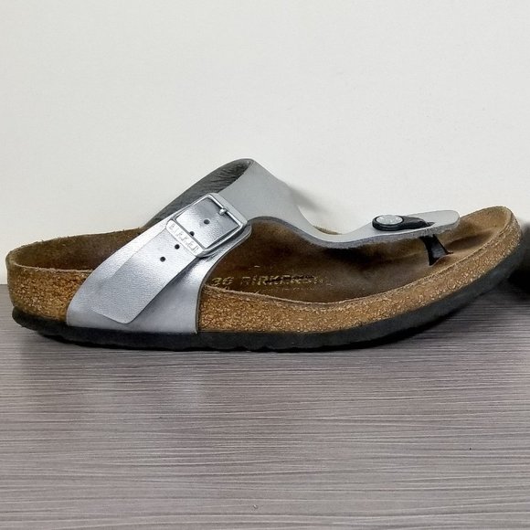 Birkenstock Gizeh Footbed Sandal, Silver Faux Leather, Womens Size 5-5.5 M / 36 - Picture 7 of 12